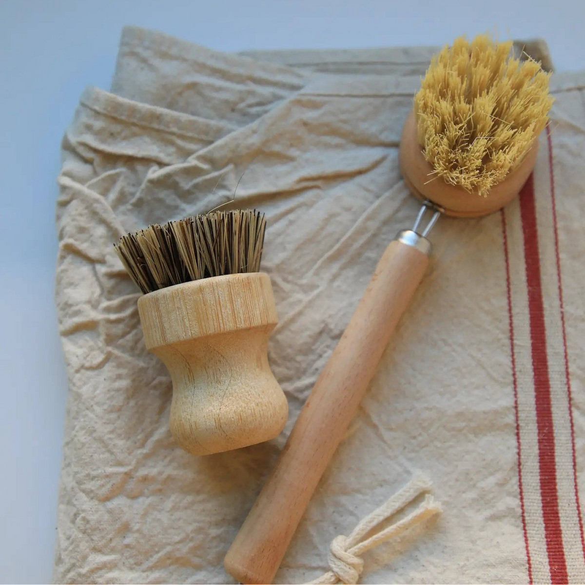 Long Handle Pot Brush