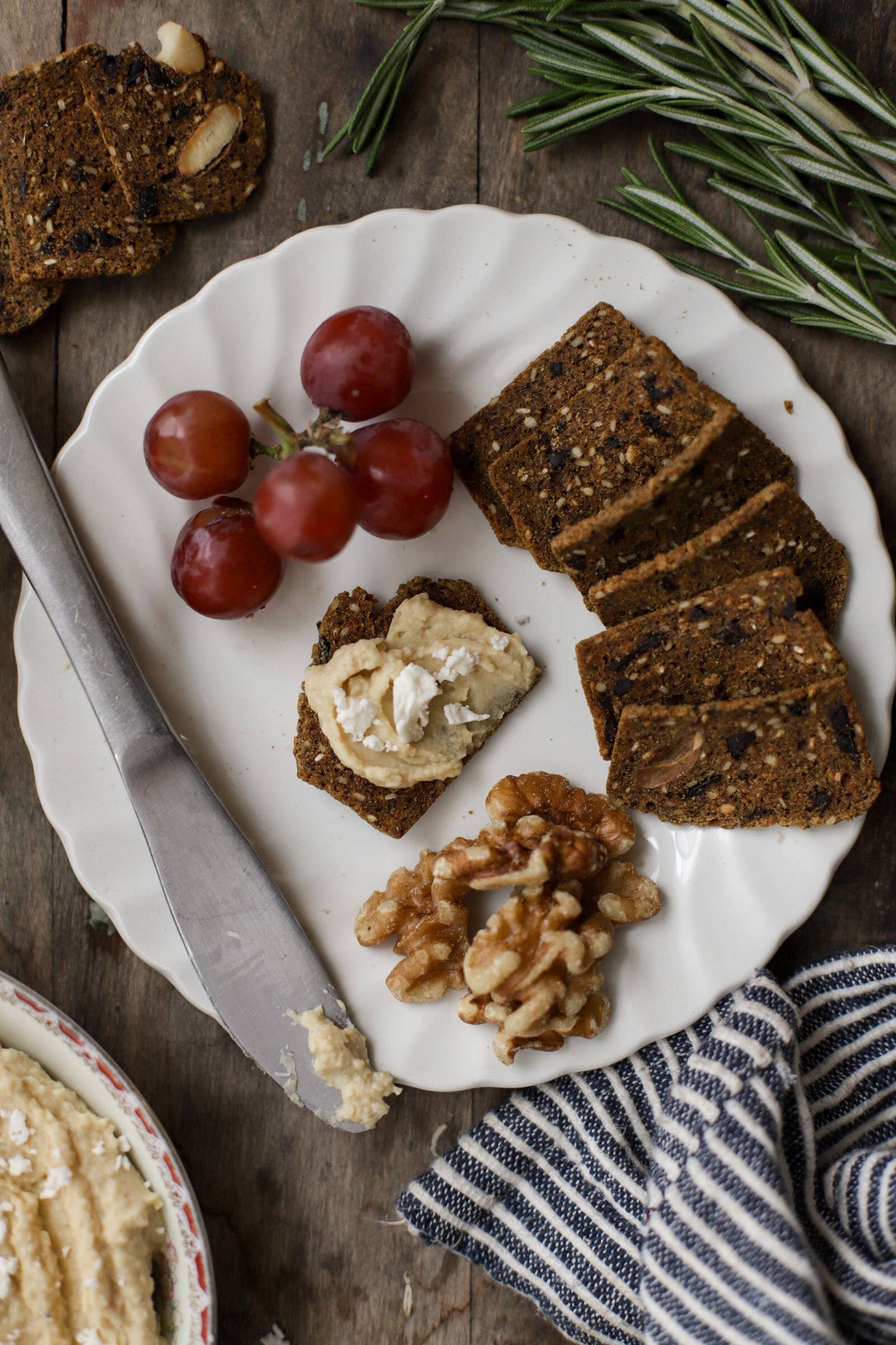 Olive & Za'atar Crisps