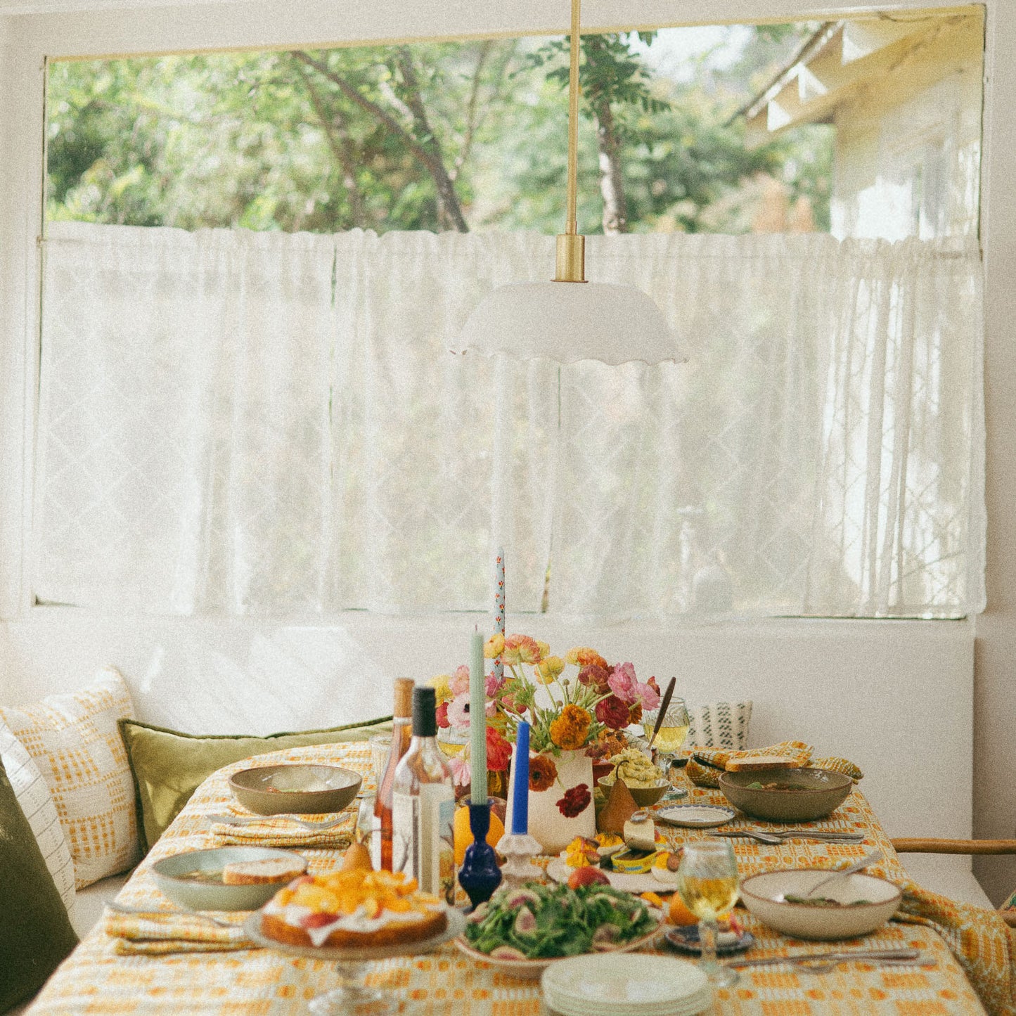 Betsy Tablecloth