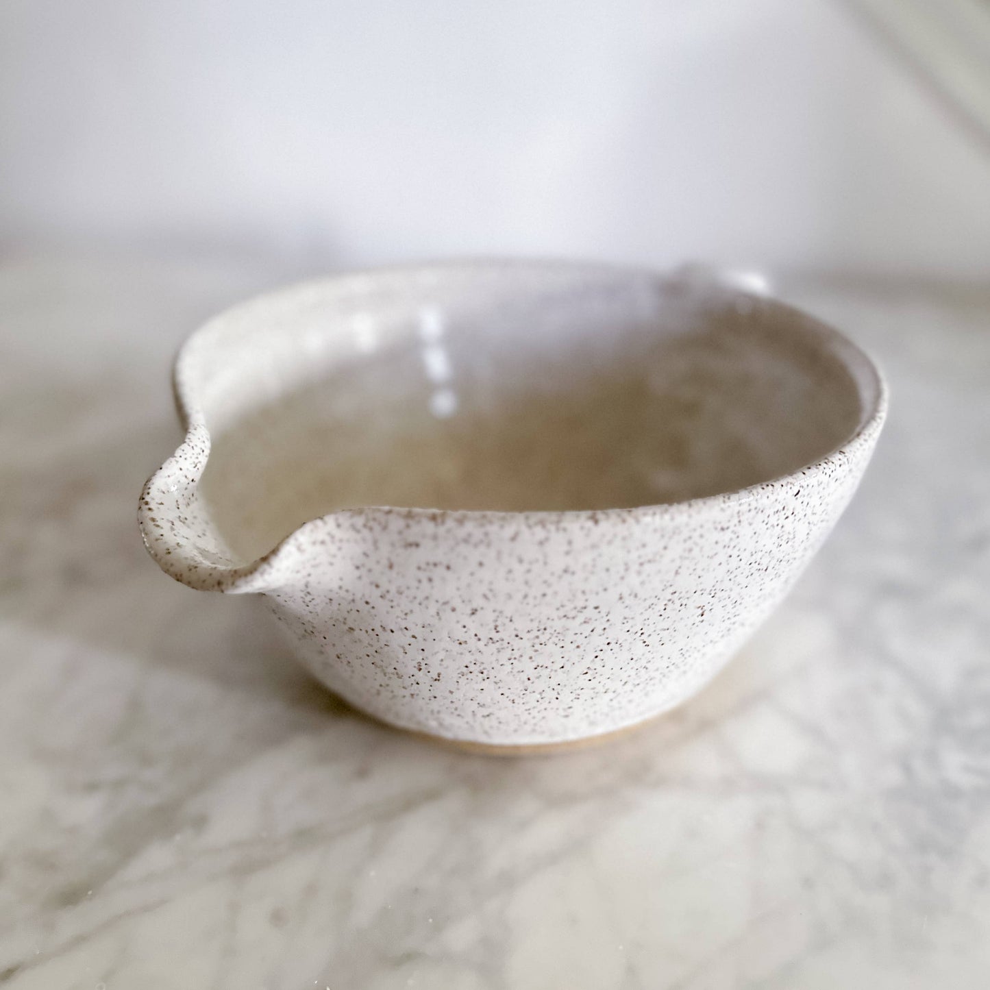 Ceramic Mixing Bowl with Handle