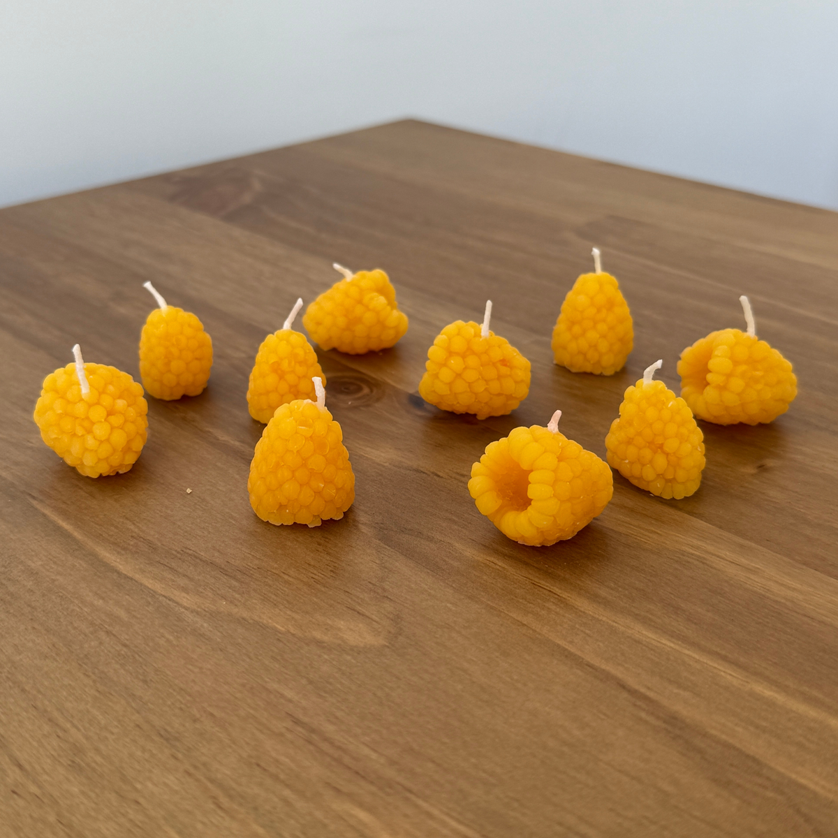 Golden Raspberry Beeswax Birthday Candles: 10