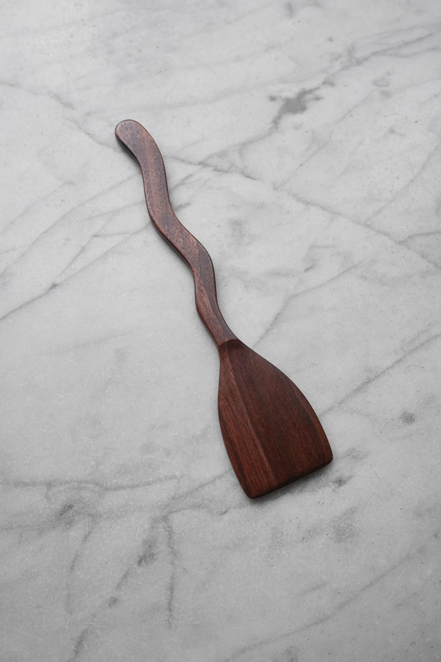 Squiggly Scraper Spatula - Walnut Wood