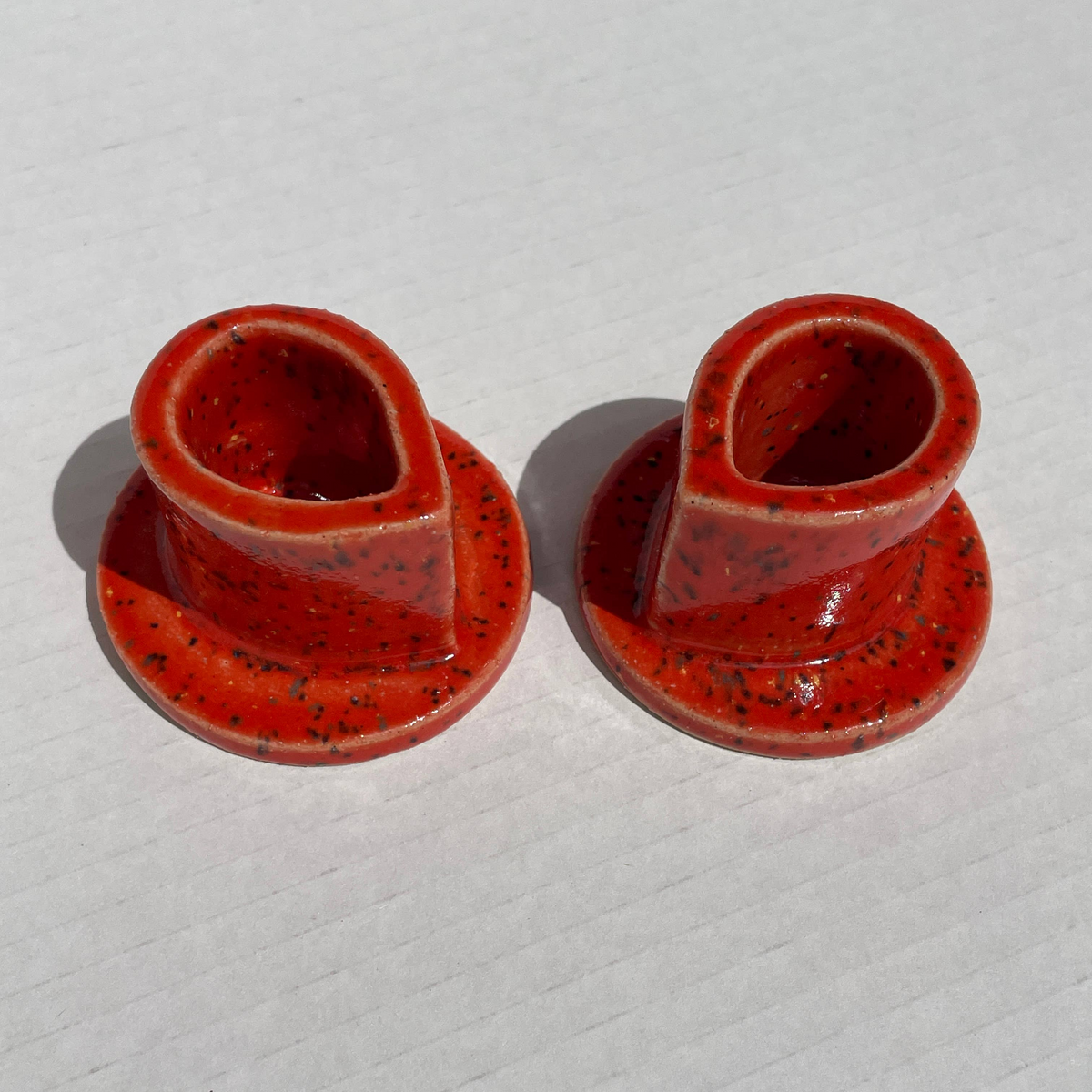 Party Stoneware Candle Holder: Red Speckle